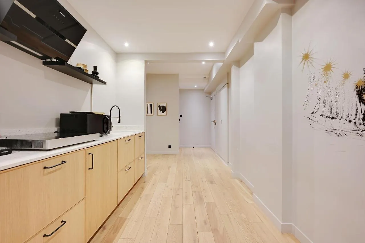 CMG Très bel appartement 7P - Auteuil/ Michel Ange Paris